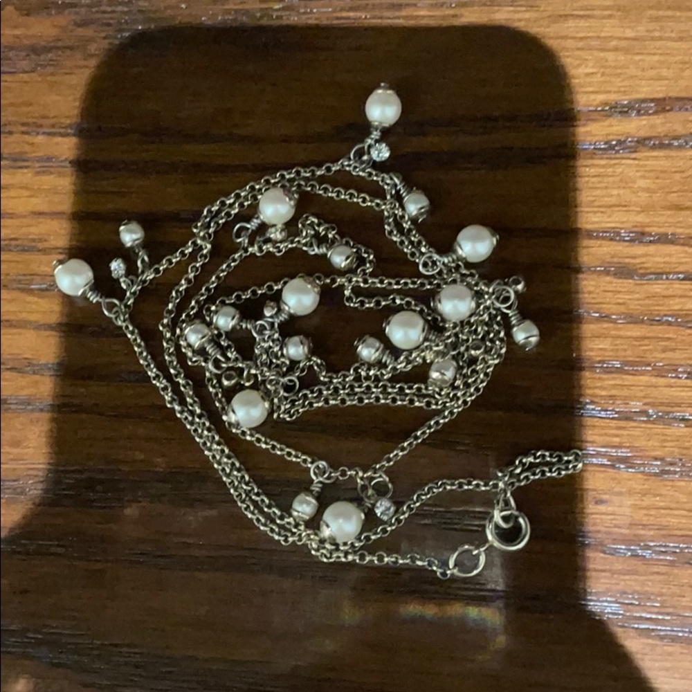 Long pearl and rhinestone necklace